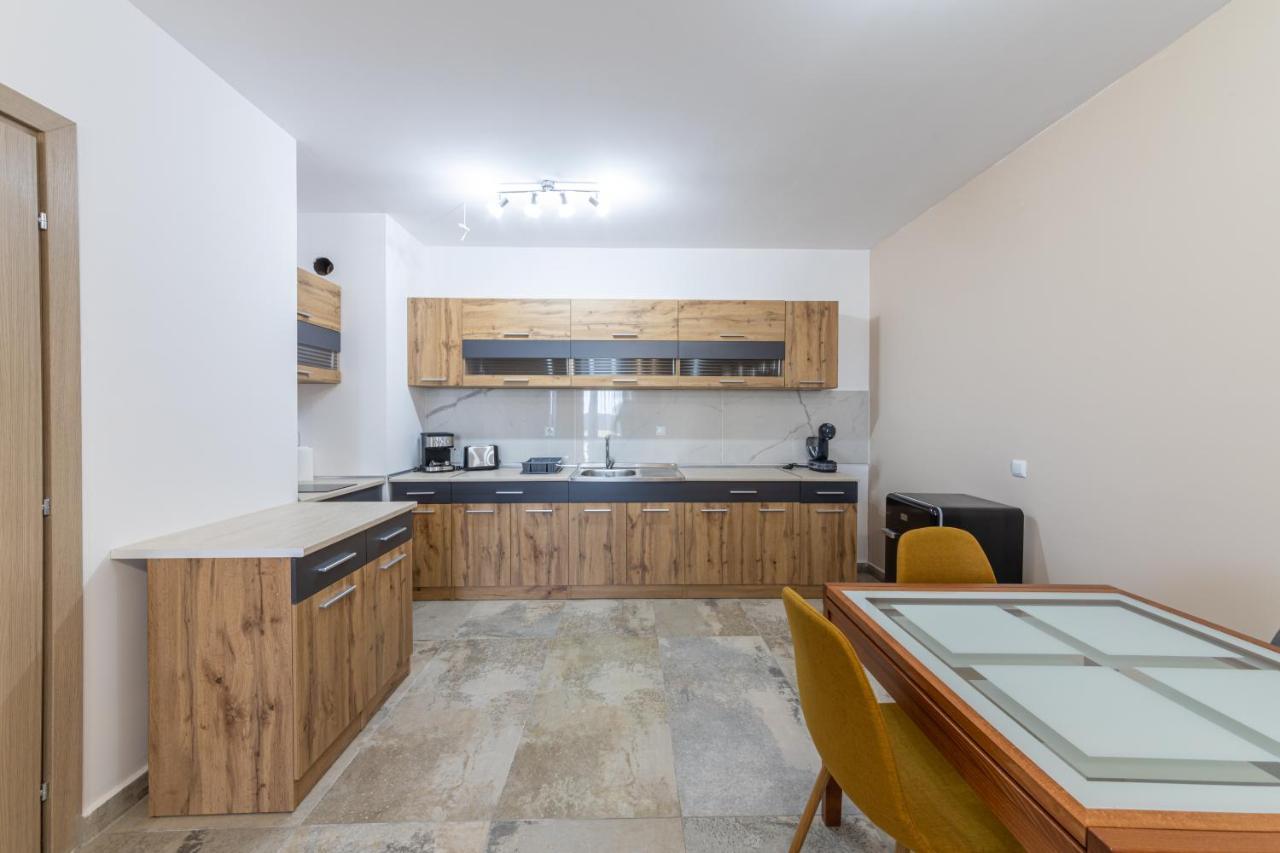 Lighthouse Golf Private Apartment *